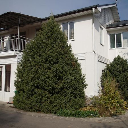 Guest House On Sadovaya Alma-Ata Buitenkant foto